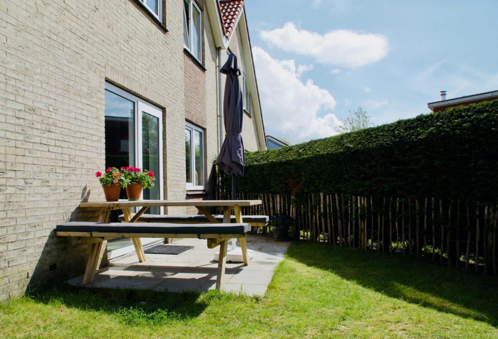 Mosselbank 93 - Noordzeepark Ouddorp, With Private Front And Back Garden Near The Beach - Not For Companies Екстер'єр фото